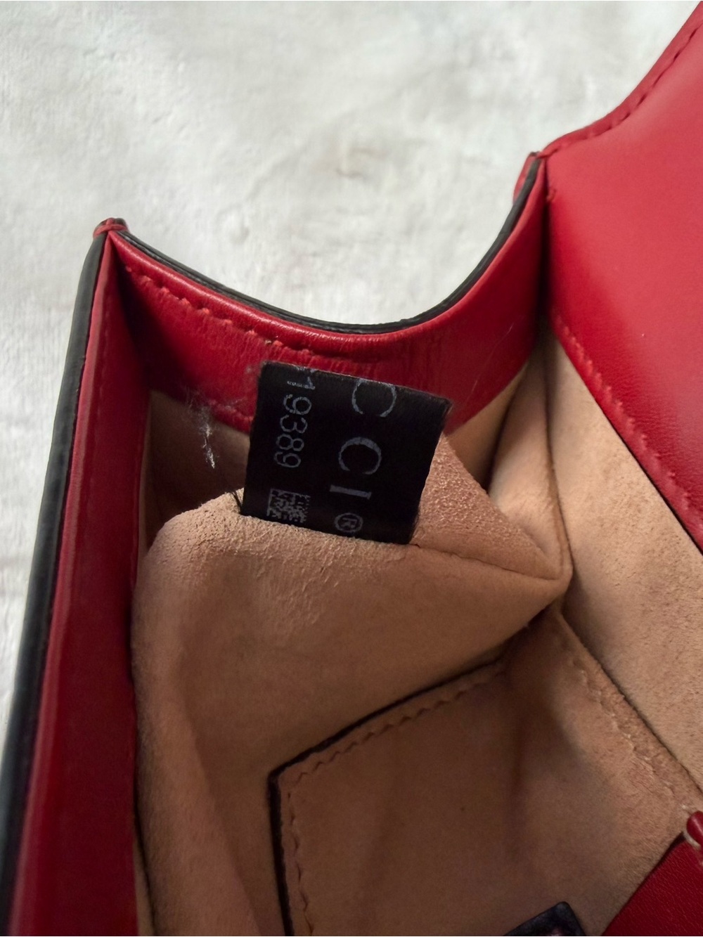 Gucci Red Cowhide Star bag (Limited Edition) - Picture 12 of 15